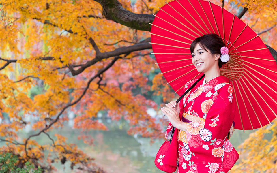 Herbst in Japan: Japanische Frau